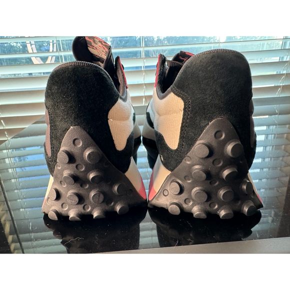 New Balance 327 Lunar New Year Shoes U327CNT - Picture 2 of 8